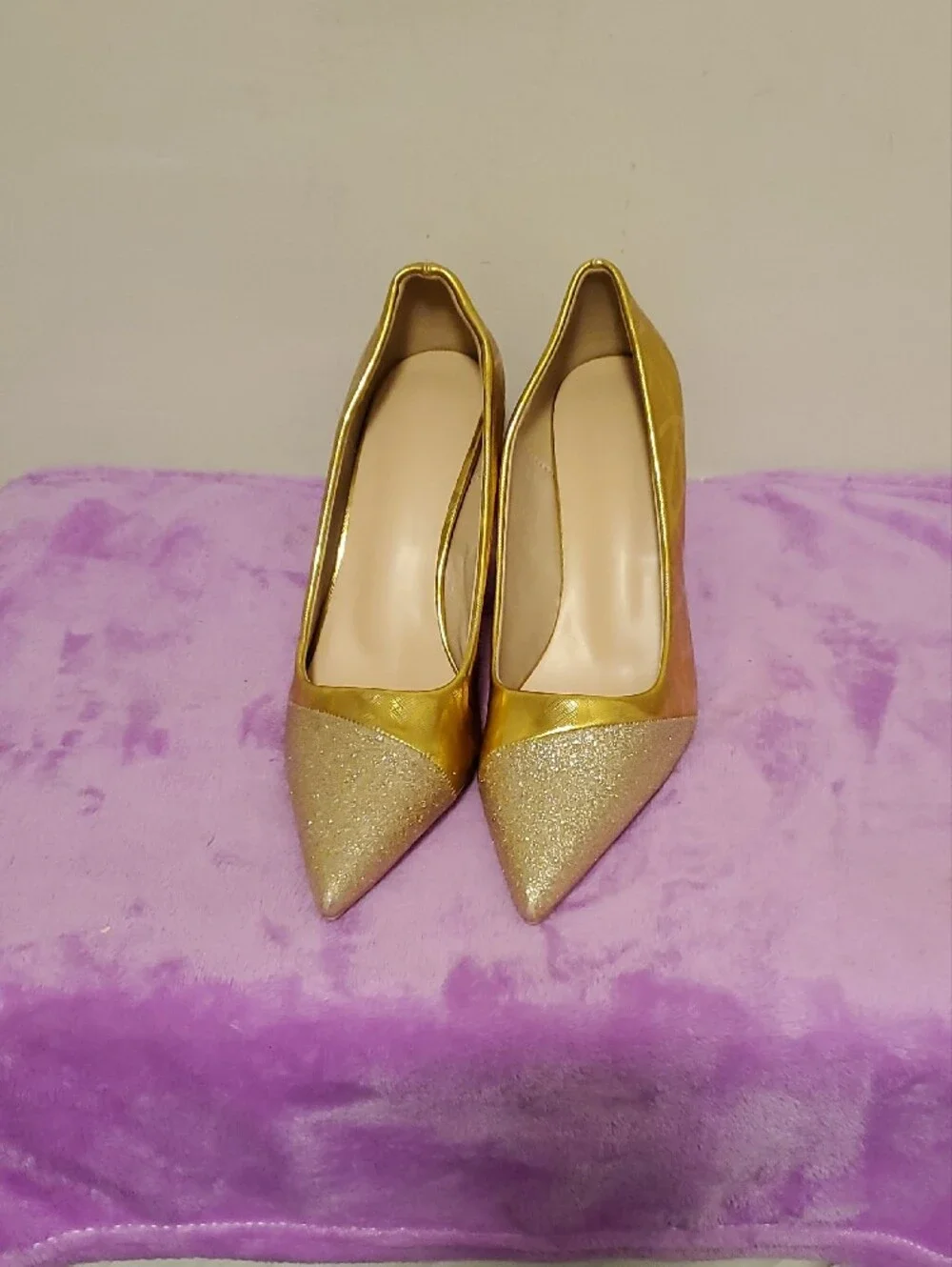 Pretty Angel Gold Pointed Toe Pumps with Glitter Cap